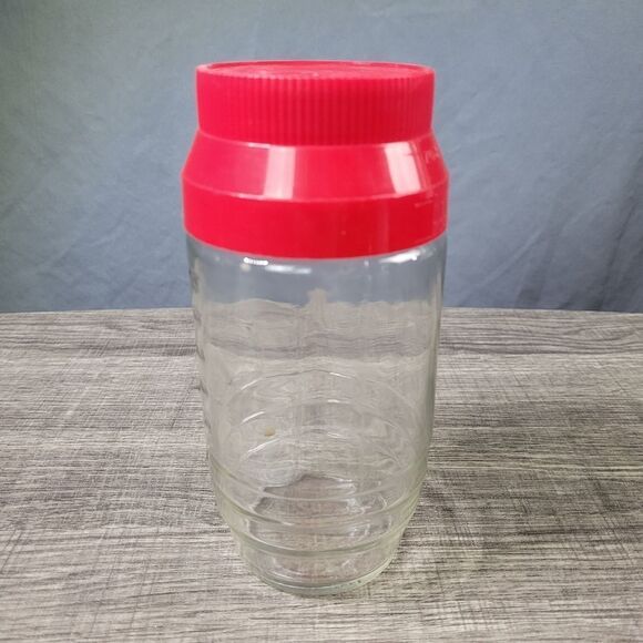 Anchor Hocking Vintage Glass Measuring Jar with Plastic Lid - Picture 4 of 9